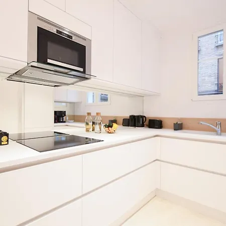 Guestready - De Luxe Proche De La Tour Eiffel * Париж