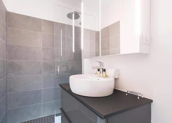 Apartament Guestready - De Luxe Proche De La Tour Eiffel